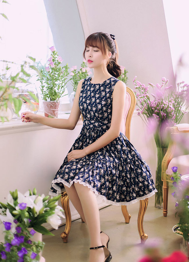 ❤️24新作 新品♡ SelfPortrait 花柄ミニワンピース♡　A60 ❤️24新作 新品♡ SelfPortrait 花柄ミニワンピース♡ A60