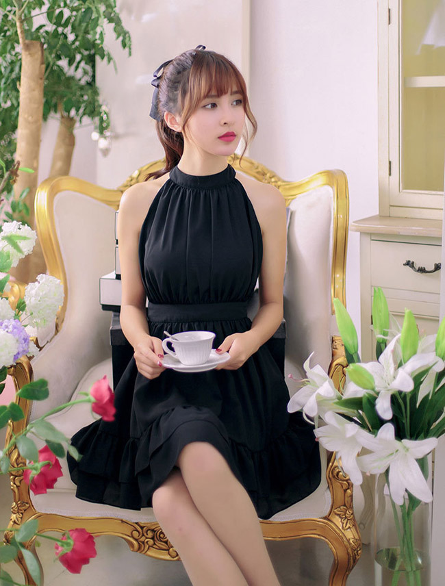 ファッションショップAya☆ホルダーネックリボン・Aラインフリル