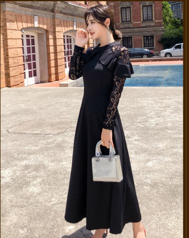 ファッションショップAya☆レース袖フリル・ロングワンピース